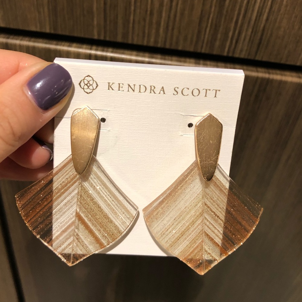 [SOLD] Kendra Scott Astoria Earrings